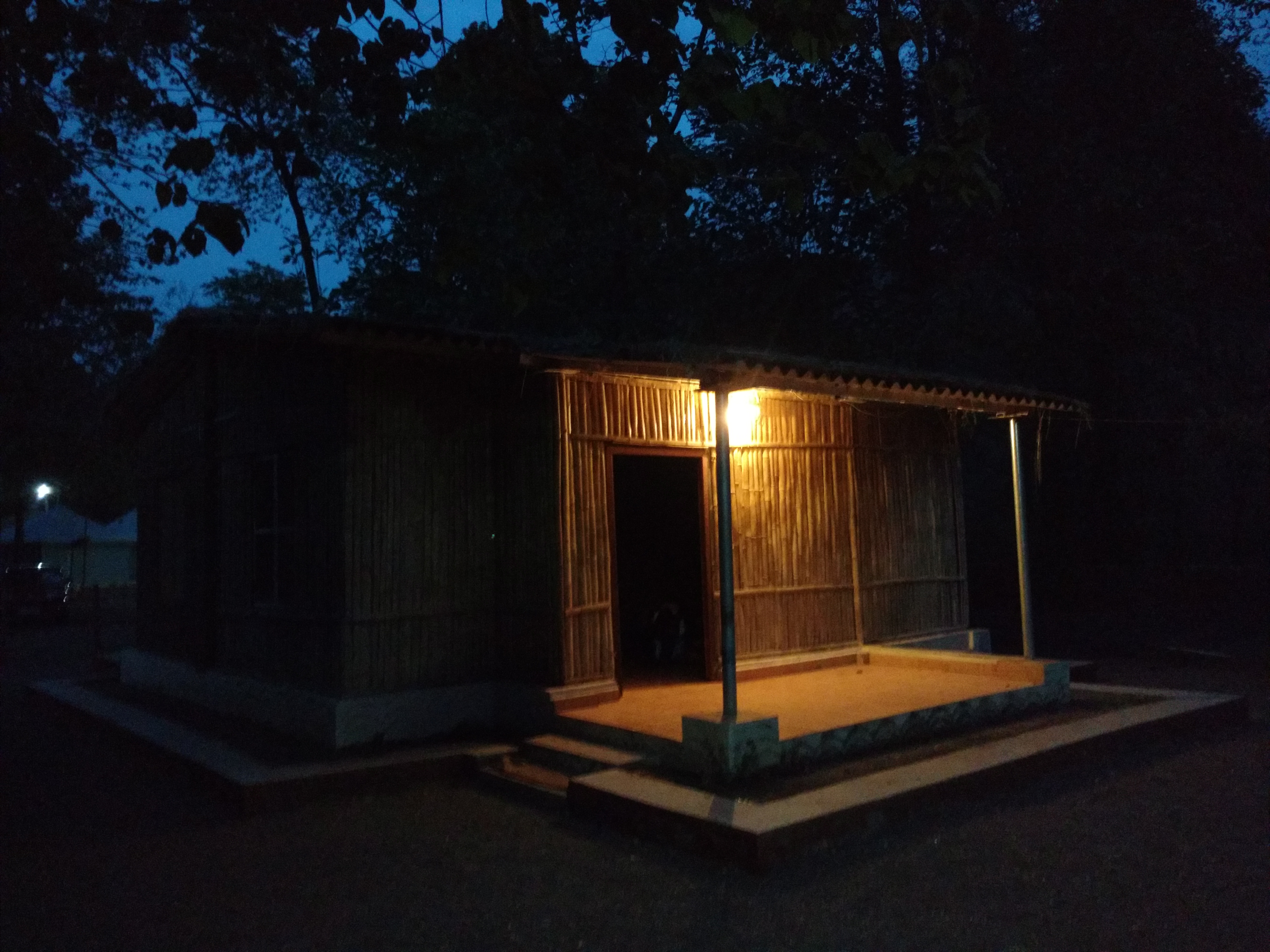 મહાલ કેમ્પસાઇટ અને પૂર્ણા અભયારણ્ય
